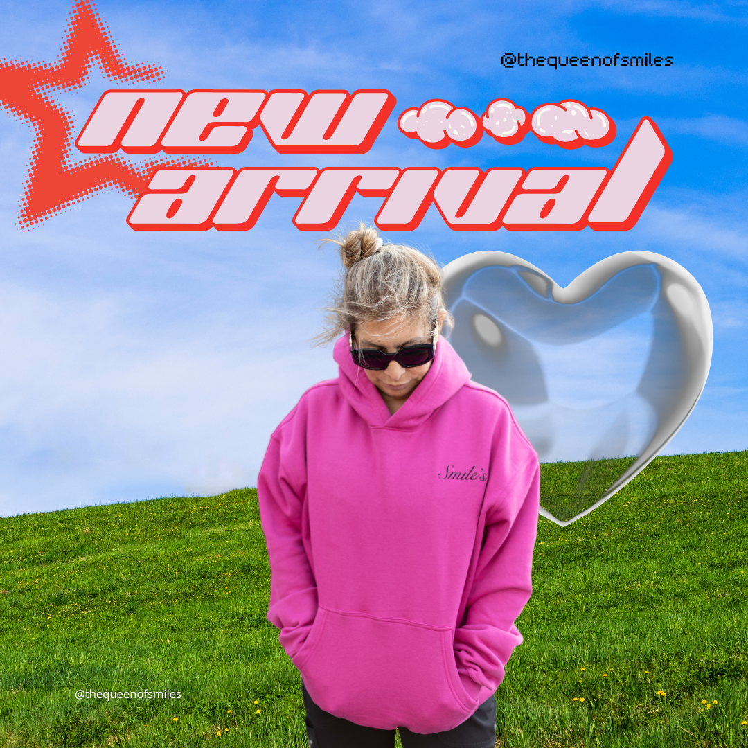 Smile Hoodie – The Universal Language of Kindness